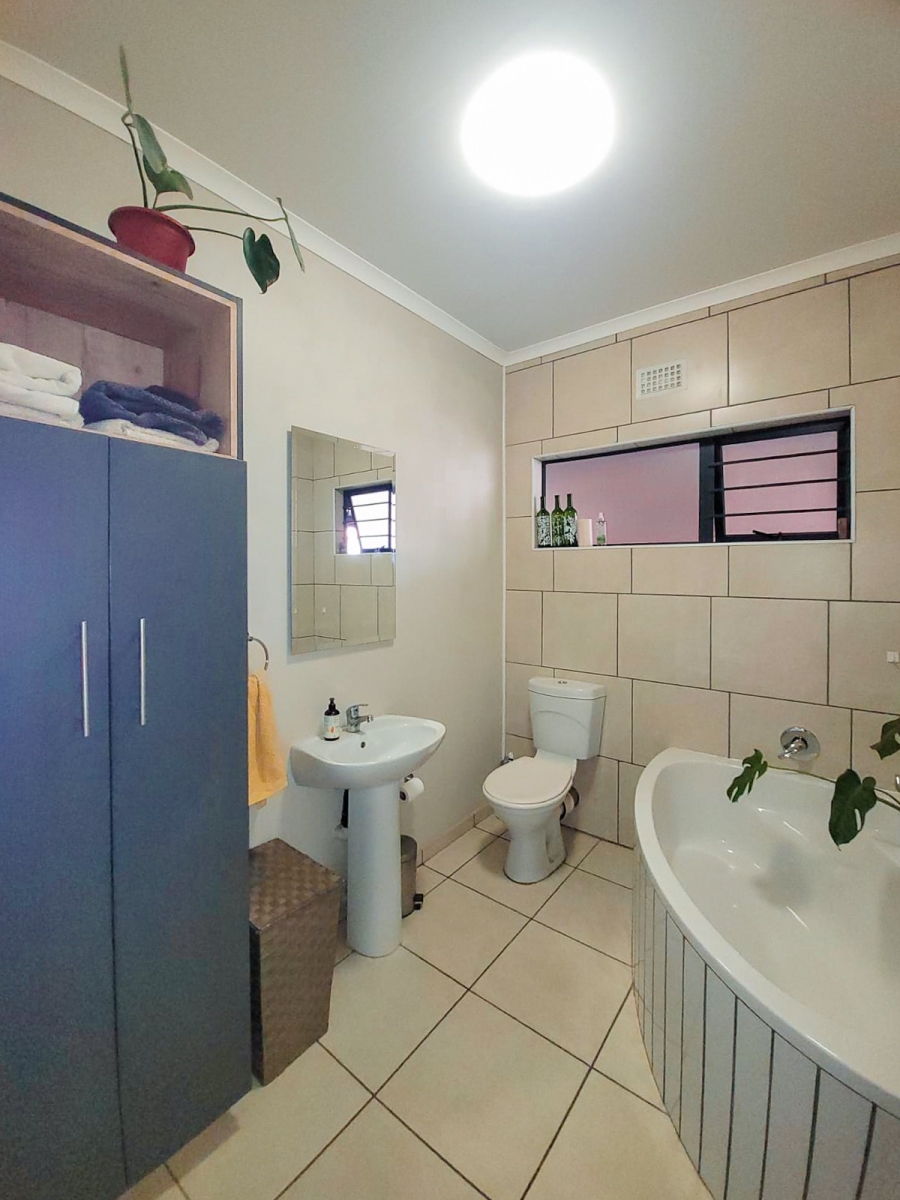 2 Bedroom Property for Sale in Van Der Hoff Park North West
